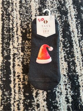 Tavi Grip Black Socks